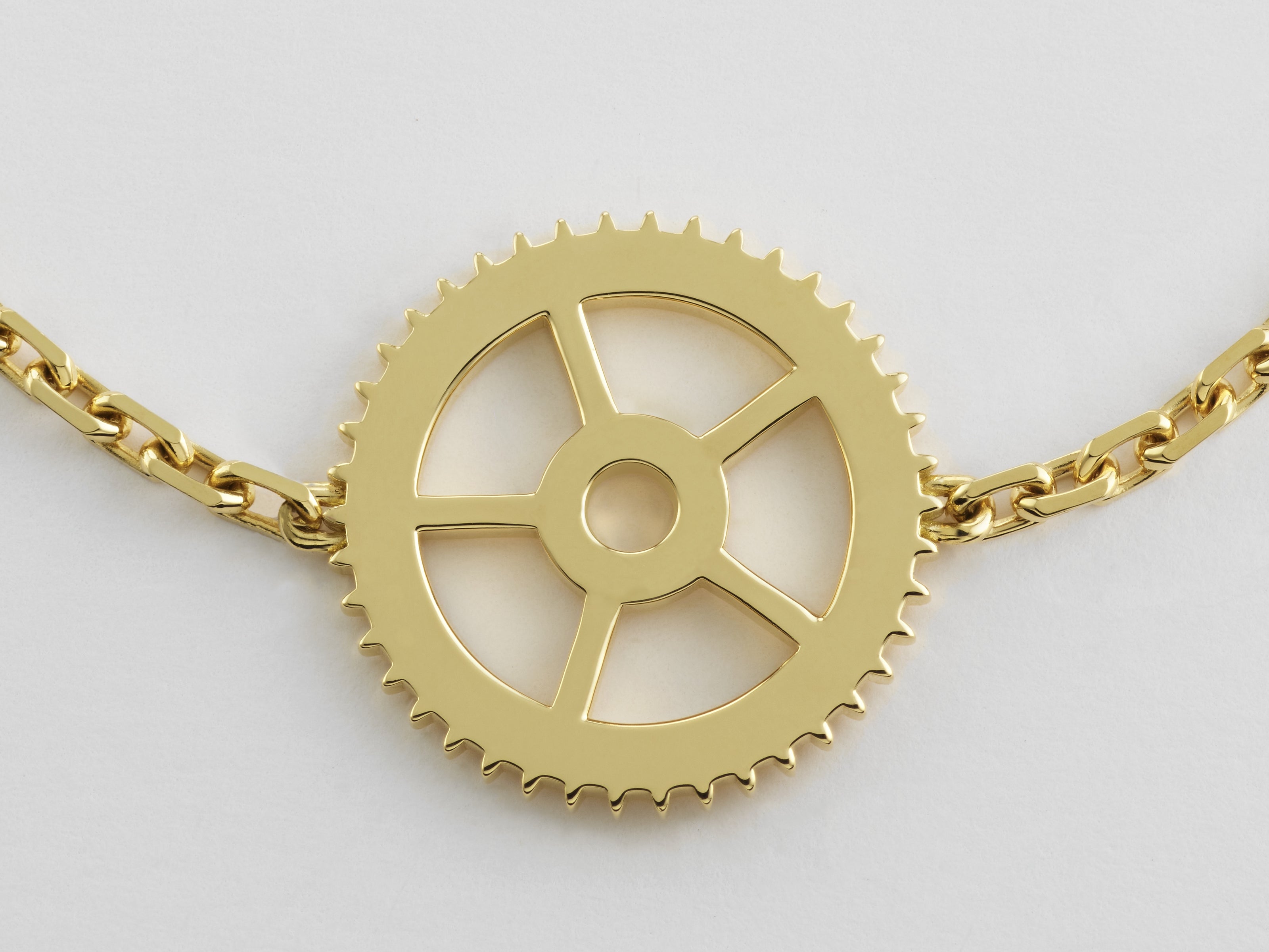 Classic Yellow Gold Gear Bracelet