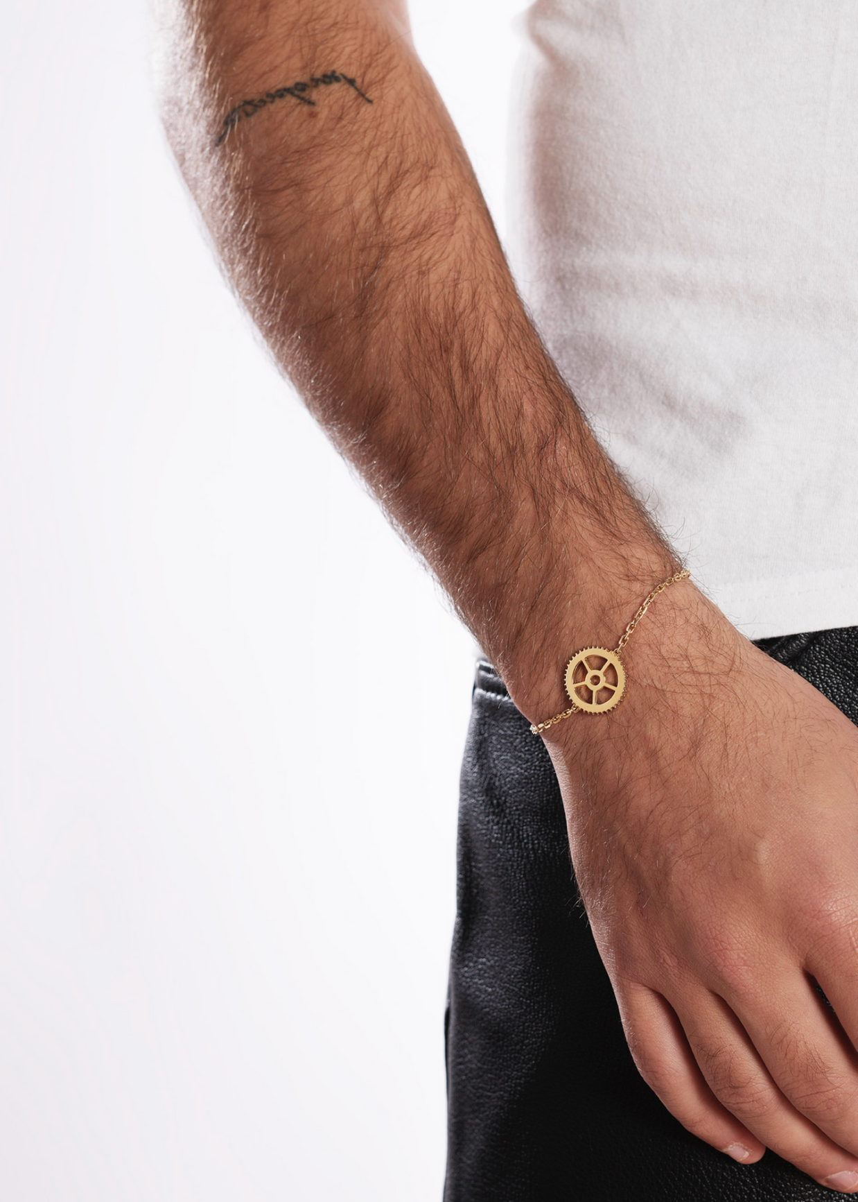 Classic Yellow Gold Gear Bracelet