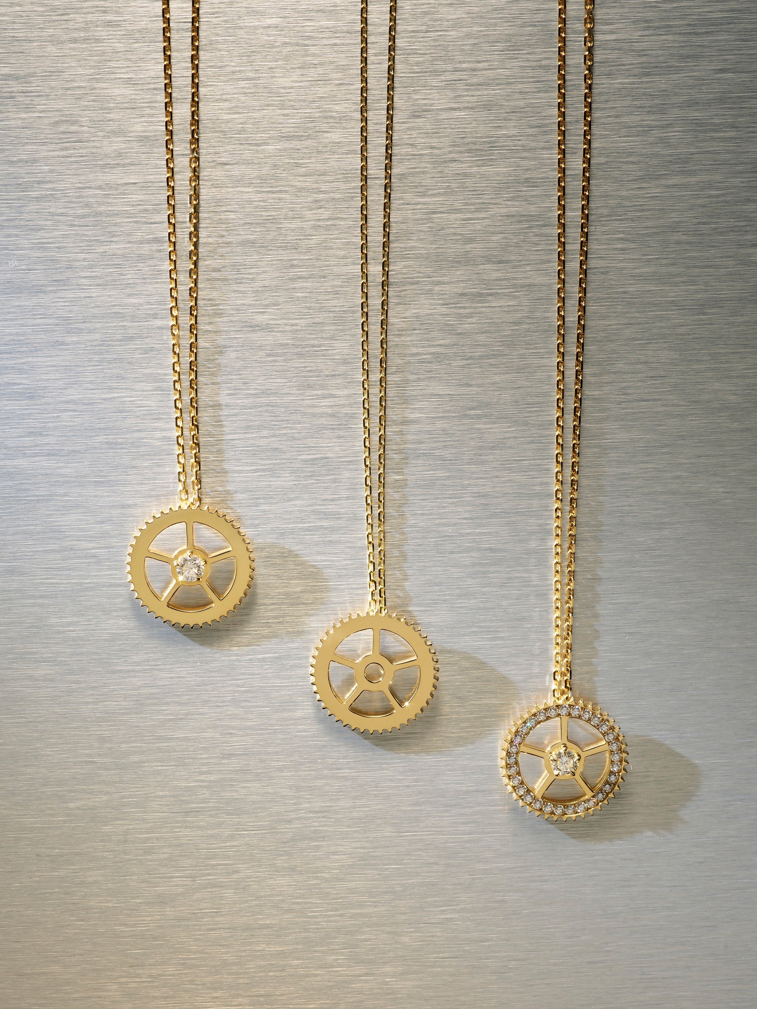 1 Diamond Yellow Gold Gear Necklace